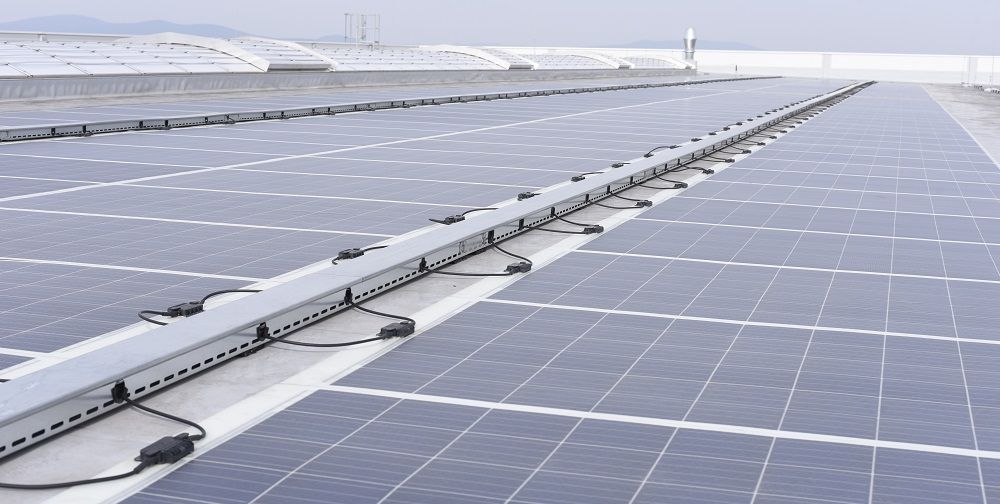 ‘Vraag naar lichtgewicht zonnepanelen stijgt sterk’